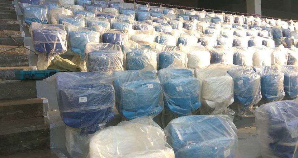 На нижегородском стадионе начали устанавливать зрительские кресла 2 На нижегородском стадионе начали устанавливать зрительские кресла 2