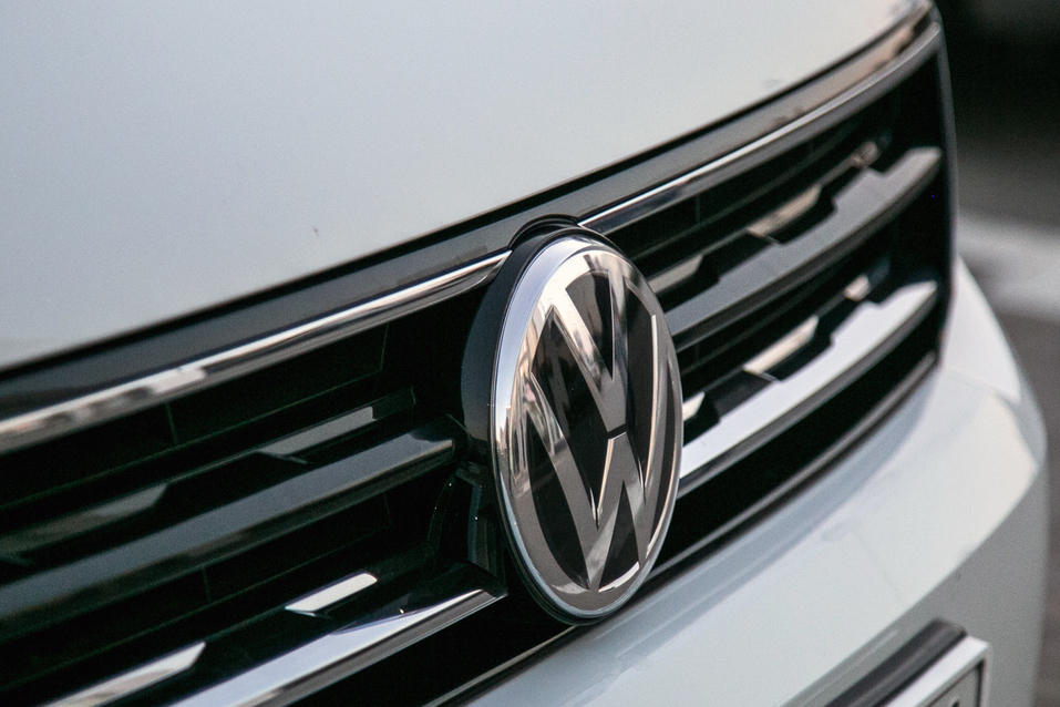 Алексей Матвеенко совершил загородный вояж на новом Volkswagen Tiguan 21 Алексей Матвеенко совершил загородный вояж на новом Volkswagen Tiguan 21