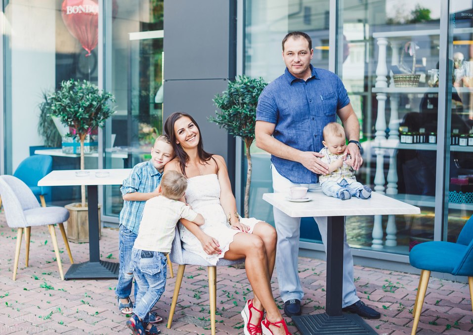 Как фитнес-блогер и мама троих детей стала производителем детской мебели / ОПЫТ 2 Как фитнес-блогер и мама троих детей стала производителем детской мебели / ОПЫТ 2