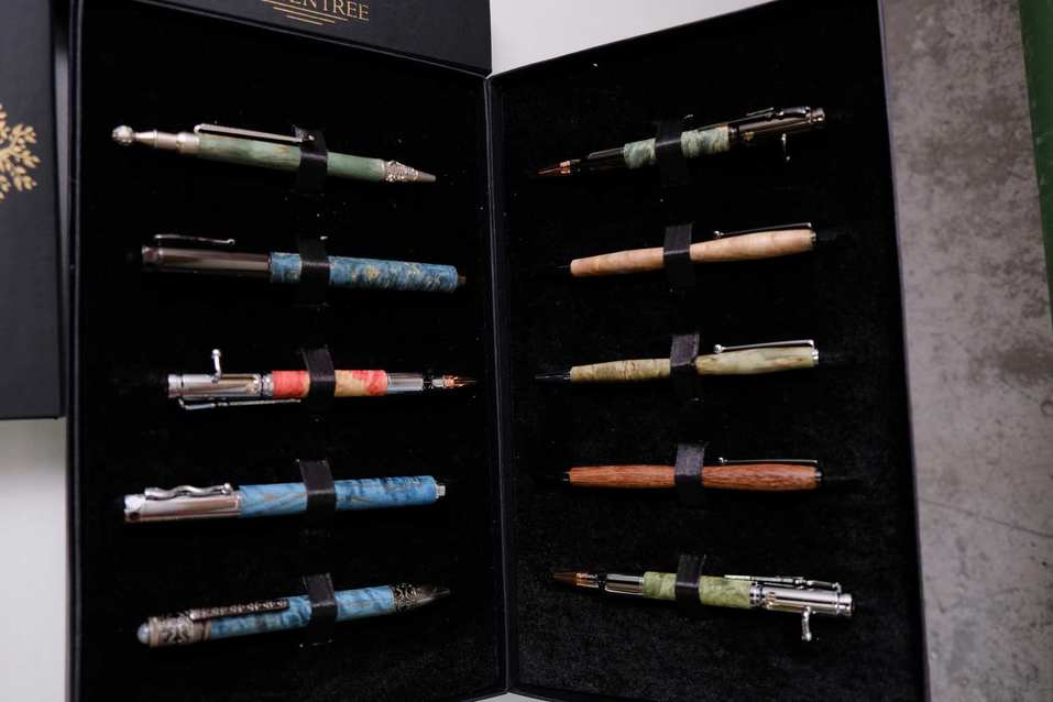 «Одна ручка стоит 150 тыс. руб.» Как бывший студент взял дрель и укротил черное дерево 1 «Одна ручка стоит 150 тыс. руб.» Как бывший студент взял дрель и укротил черное дерево 1