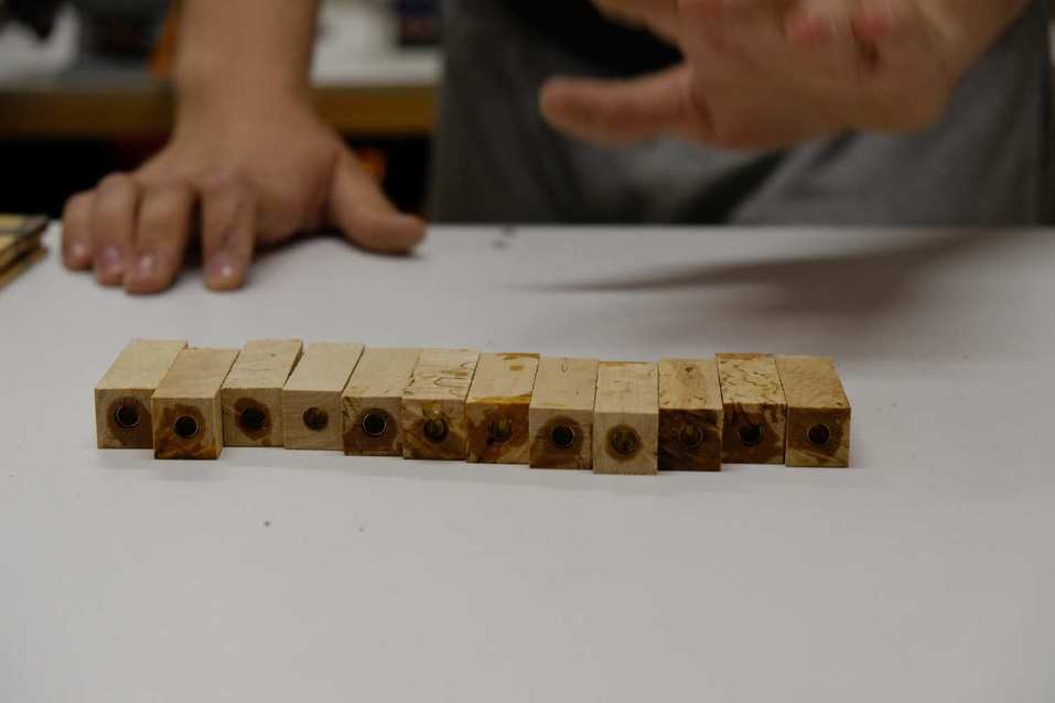 «Одна ручка стоит 150 тыс. руб.» Как бывший студент взял дрель и укротил черное дерево 5 «Одна ручка стоит 150 тыс. руб.» Как бывший студент взял дрель и укротил черное дерево 5