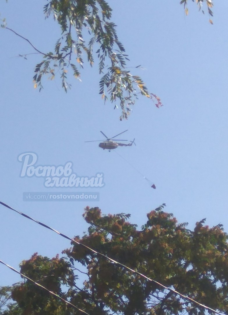 Донской губернатор прибыл на крупный пожар в районе Театральной площади Ростова LIVE 2 Донской губернатор прибыл на крупный пожар в районе Театральной площади Ростова LIVE 2