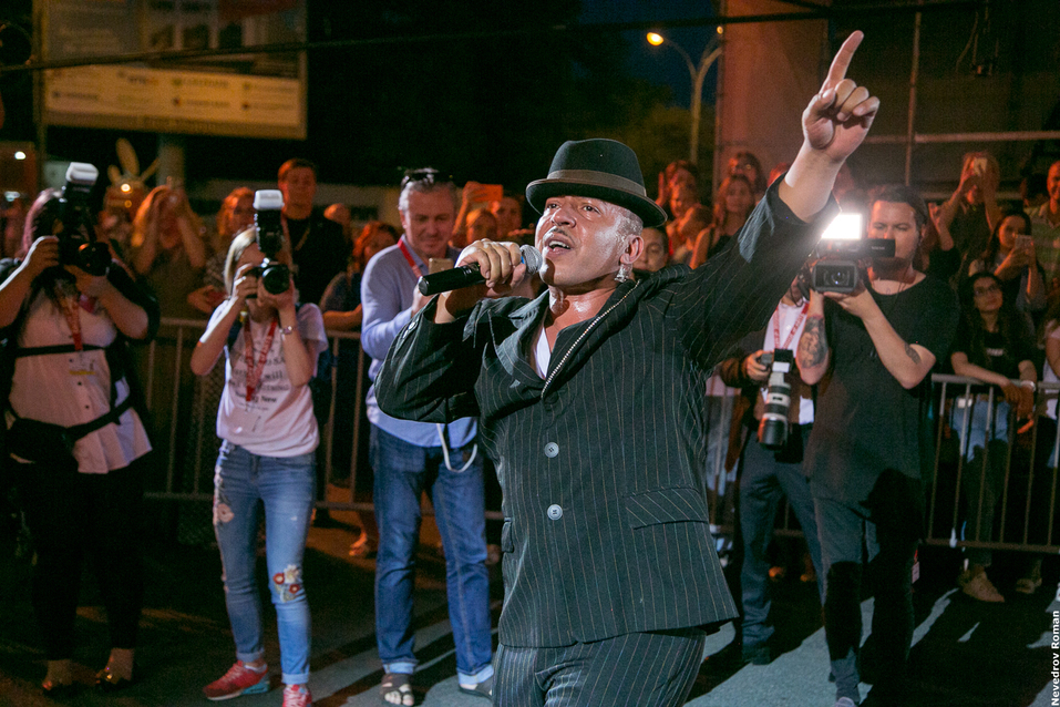 В Ростове состоялась церемония открытия кинофестиваля "Bridge of Arts" ФОТОРЕПОРТАЖ 10 В Ростове состоялась церемония открытия кинофестиваля "Bridge of Arts" ФОТОРЕПОРТАЖ 10