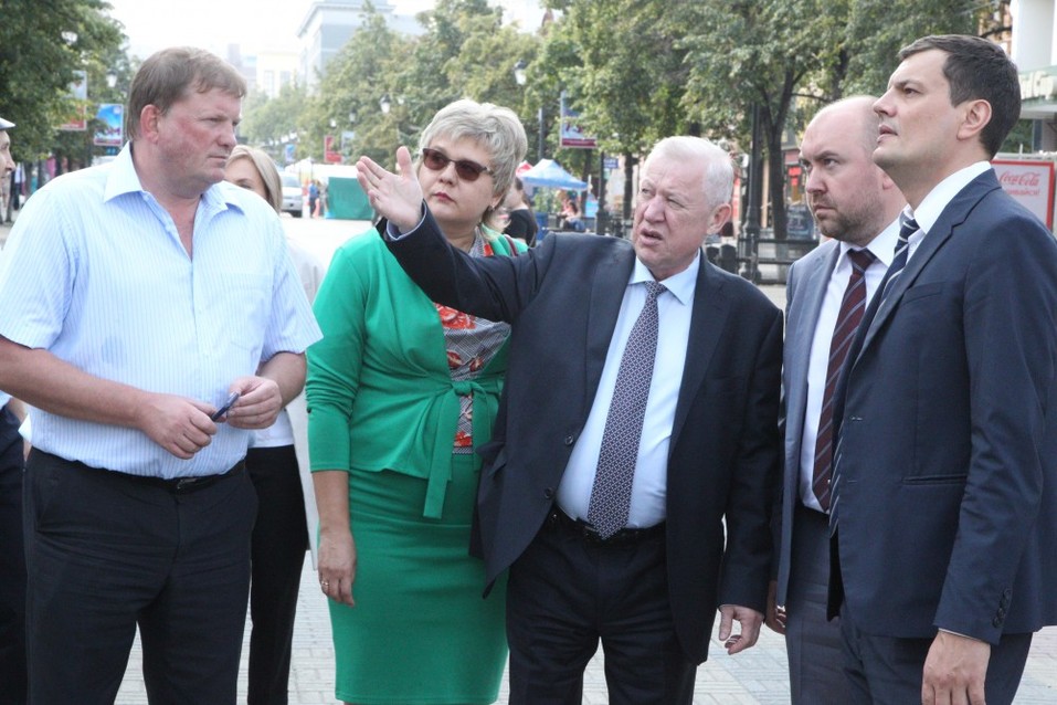 В Челябинске власти закупят ларьки на 6 млн 1 В Челябинске власти закупят ларьки на 6 млн 1