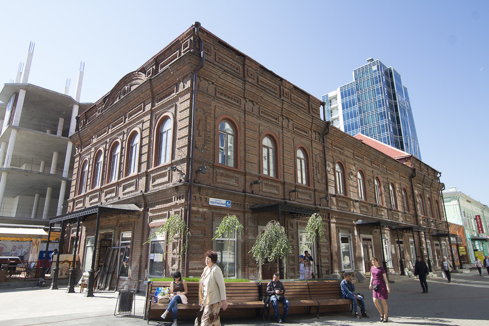 Ресторан от Раппопорта, отель и фаст-фуд. ТК «Банковский» меняет наполнение и внешность 2 Ресторан от Раппопорта, отель и фаст-фуд. ТК «Банковский» меняет наполнение и внешность 2