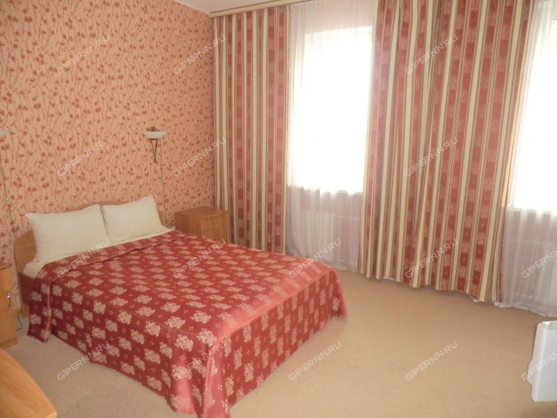 Гостиницу в центре Нижнего Новгорода выставили на продажу
1 Гостиницу в центре Нижнего Новгорода выставили на продажу
1