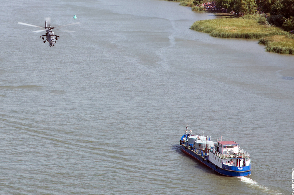 На набережной Ростова прошло грандиозное авиашоу ФОТОРЕПОРТАЖ 2 На набережной Ростова прошло грандиозное авиашоу ФОТОРЕПОРТАЖ 2