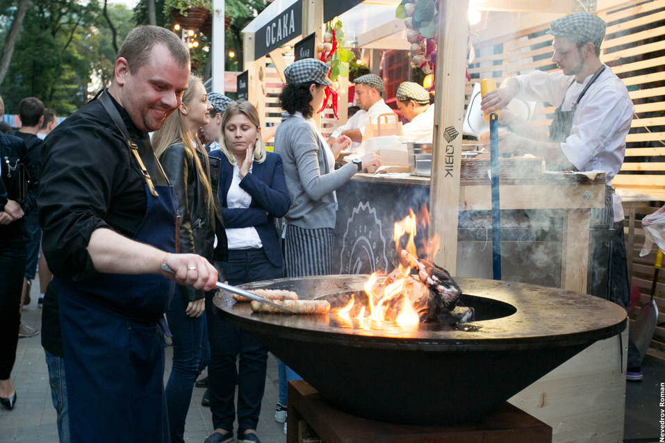 Сеть ресторанов "Правый берег" провела в Ростове фестиваль "Food & Joy" 9 Сеть ресторанов "Правый берег" провела в Ростове фестиваль "Food & Joy" 9