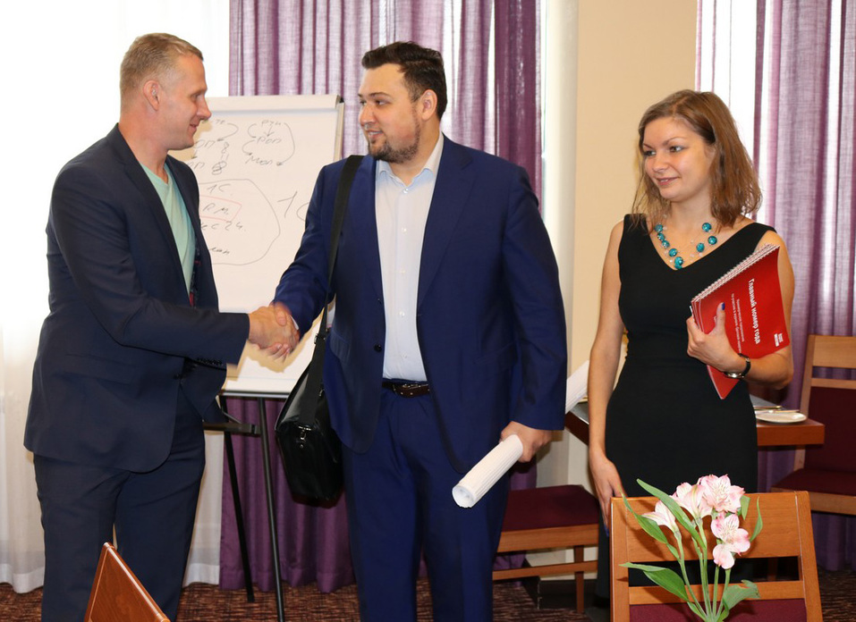 Бизнес-завтрак «ДК-Красноярск»: мотивация отдела продаж и часы для космонавтов 21 Бизнес-завтрак «ДК-Красноярск»: мотивация отдела продаж и часы для космонавтов 21