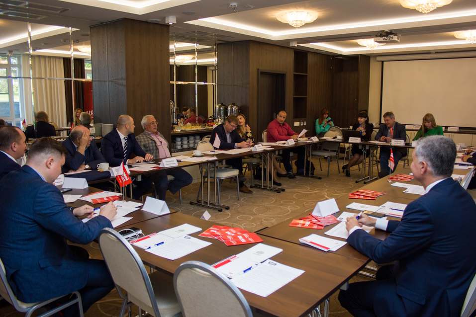 Экспертный совет ДК выбрал кандидатов на звания Банкира и Промышленника года 3 Экспертный совет ДК выбрал кандидатов на звания Банкира и Промышленника года 3