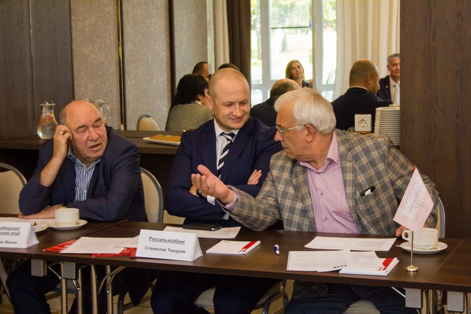 Экспертный совет ДК выбрал кандидатов на звания Банкира и Промышленника года 12 Экспертный совет ДК выбрал кандидатов на звания Банкира и Промышленника года 12