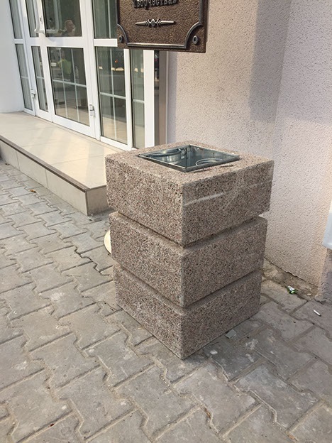 В центре Ростова установят антипарковочные столбы 4 В центре Ростова установят антипарковочные столбы 4