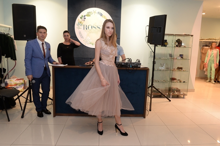 В Нижнем Новгороде открылся второй бутик нижегородских дизайнеров ROSSA 14 В Нижнем Новгороде открылся второй бутик нижегородских дизайнеров ROSSA 14