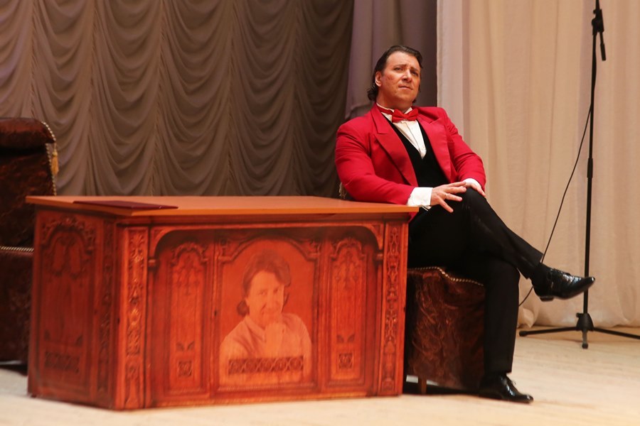 Нижегородские предприниматели вышли на сцену в благотворительном спектакле «Не может быть» 2 Нижегородские предприниматели вышли на сцену в благотворительном спектакле «Не может быть» 2