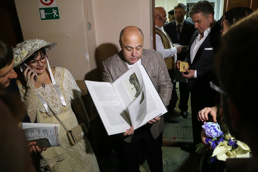 Нижегородские предприниматели вышли на сцену в благотворительном спектакле «Не может быть» 41 Нижегородские предприниматели вышли на сцену в благотворительном спектакле «Не может быть» 41