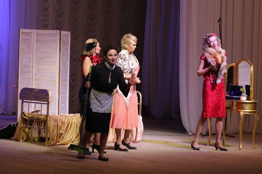 Нижегородские предприниматели вышли на сцену в благотворительном спектакле «Не может быть» 27 Нижегородские предприниматели вышли на сцену в благотворительном спектакле «Не может быть» 27