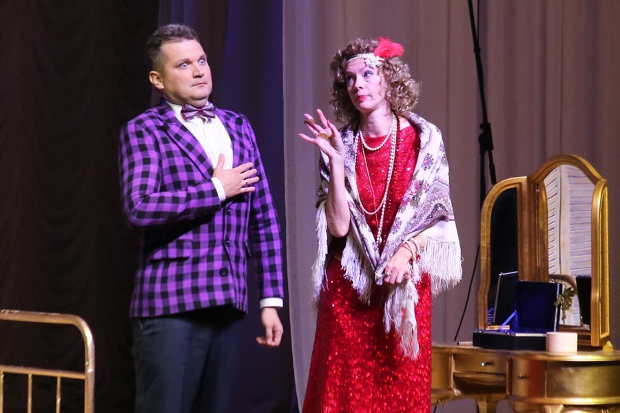 Нижегородские предприниматели вышли на сцену в благотворительном спектакле «Не может быть» 32 Нижегородские предприниматели вышли на сцену в благотворительном спектакле «Не может быть» 32