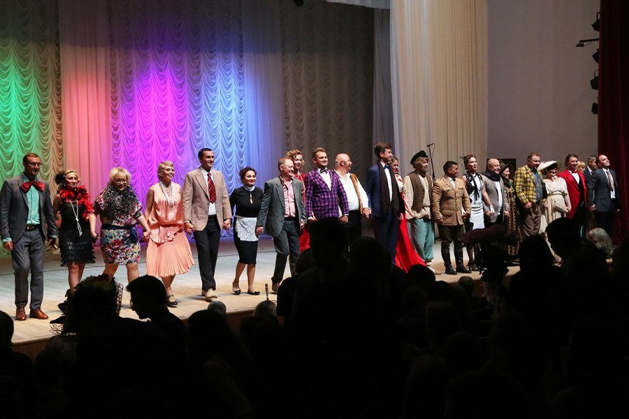Нижегородские предприниматели вышли на сцену в благотворительном спектакле «Не может быть» 37