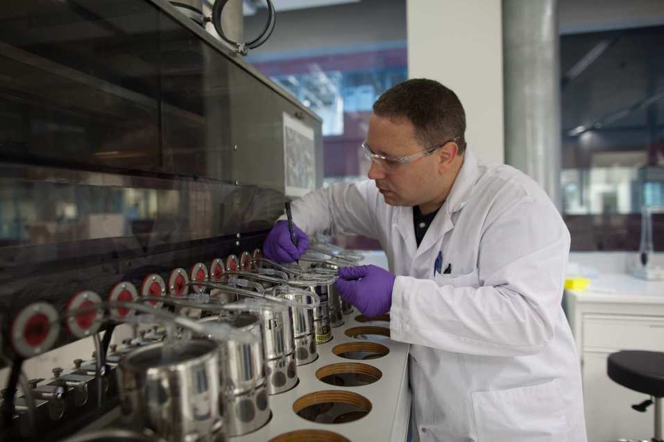 Как табачная компания отучает курильщиков от табачного дыма 2 Как табачная компания отучает курильщиков от табачного дыма 2