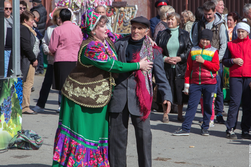 В Ростовской области прошел юбилейный фестиваль "Донская лоза" ФОТОРЕПОРТАЖ 19 В Ростовской области прошел юбилейный фестиваль "Донская лоза" ФОТОРЕПОРТАЖ 19