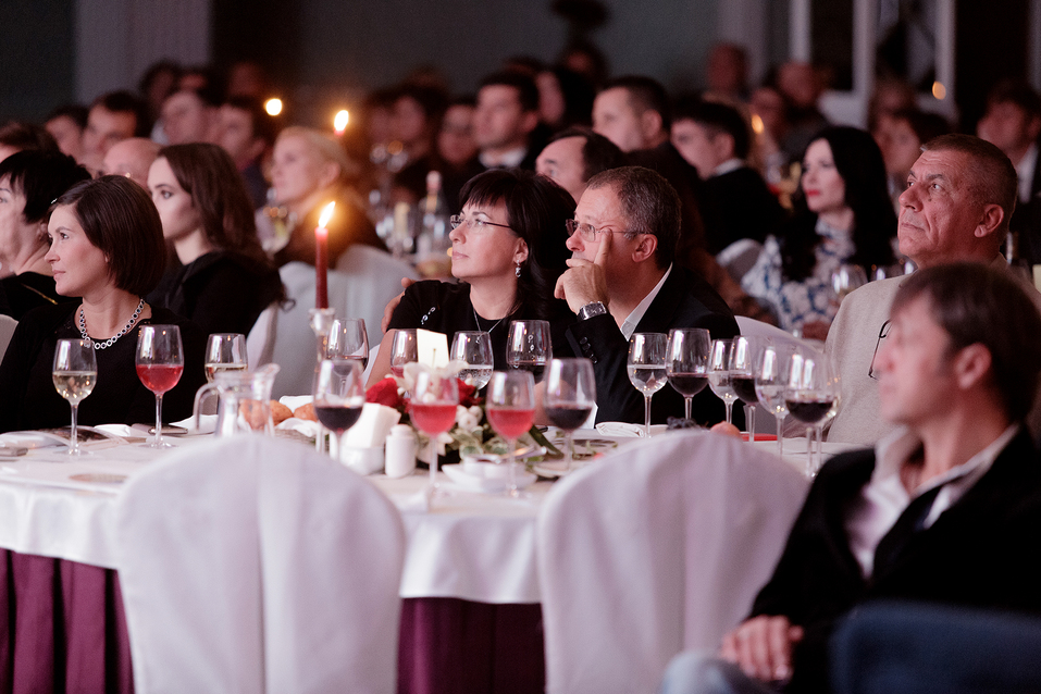 Фоторепортаж: традиции светских салонов возрождают в Челябинске 3 Фоторепортаж: традиции светских салонов возрождают в Челябинске 3
