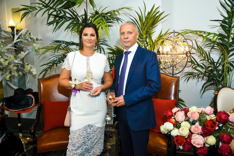 Фоторепортаж: традиции светских салонов возрождают в Челябинске 15 Фоторепортаж: традиции светских салонов возрождают в Челябинске 15