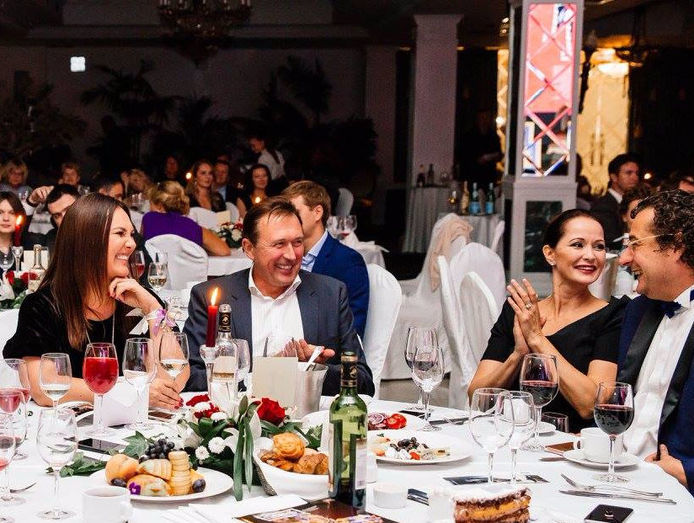 Бизнес-бомонд на отдыхе. Деньги на радиации. Интервью Виталия Курятникова. ДАЙДЖЕСТ 1 Бизнес-бомонд на отдыхе. Деньги на радиации. Интервью Виталия Курятникова. ДАЙДЖЕСТ 1