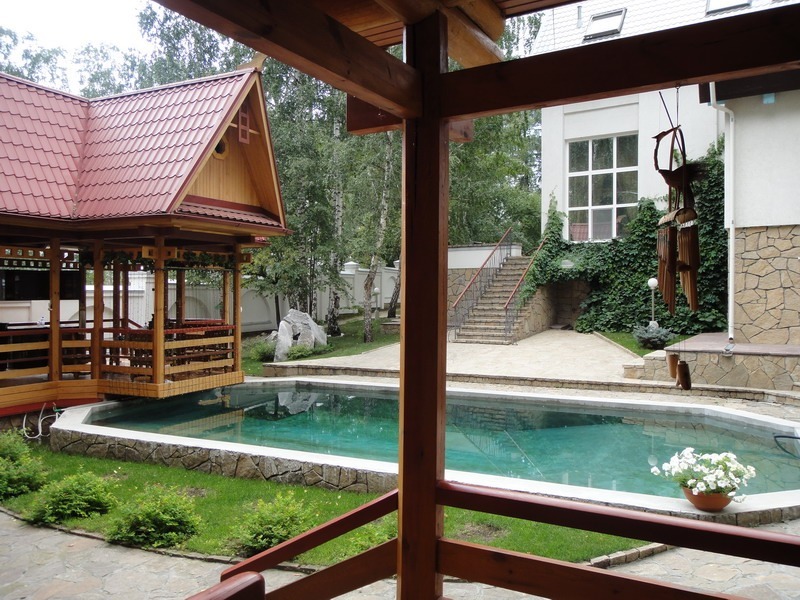 Замок мечты. Как выглядит самый дорогой особняк с бассейном в Екатеринбурге 2 Замок мечты. Как выглядит самый дорогой особняк с бассейном в Екатеринбурге 2