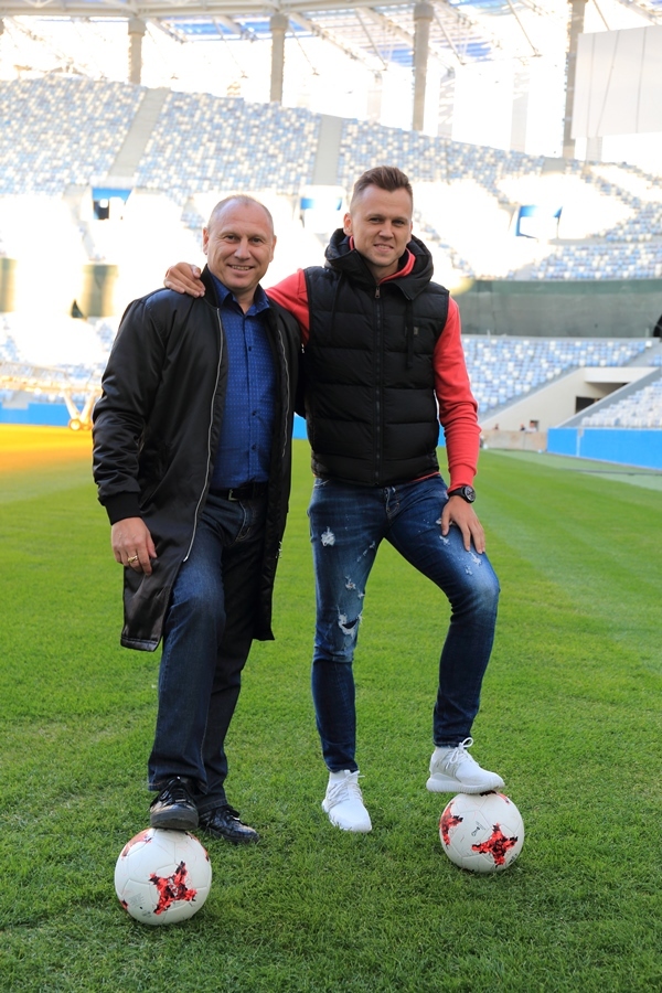 На нижегородском стадионе завершена прошивка газона 6 На нижегородском стадионе завершена прошивка газона 6