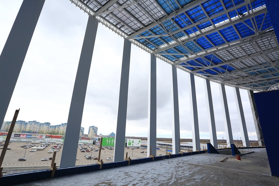 На нижегородском стадионе завершена прошивка газона 14 На нижегородском стадионе завершена прошивка газона 14