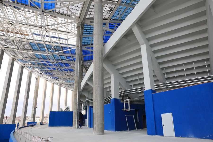 На нижегородском стадионе завершена прошивка газона 15 На нижегородском стадионе завершена прошивка газона 15