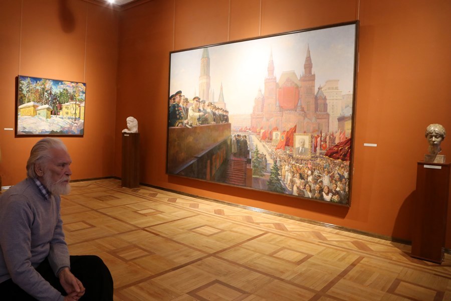 В НГХМ открылась выставка к 100-летию русских революций «Красная Атлантида» 2 В НГХМ открылась выставка к 100-летию русских революций «Красная Атлантида» 2