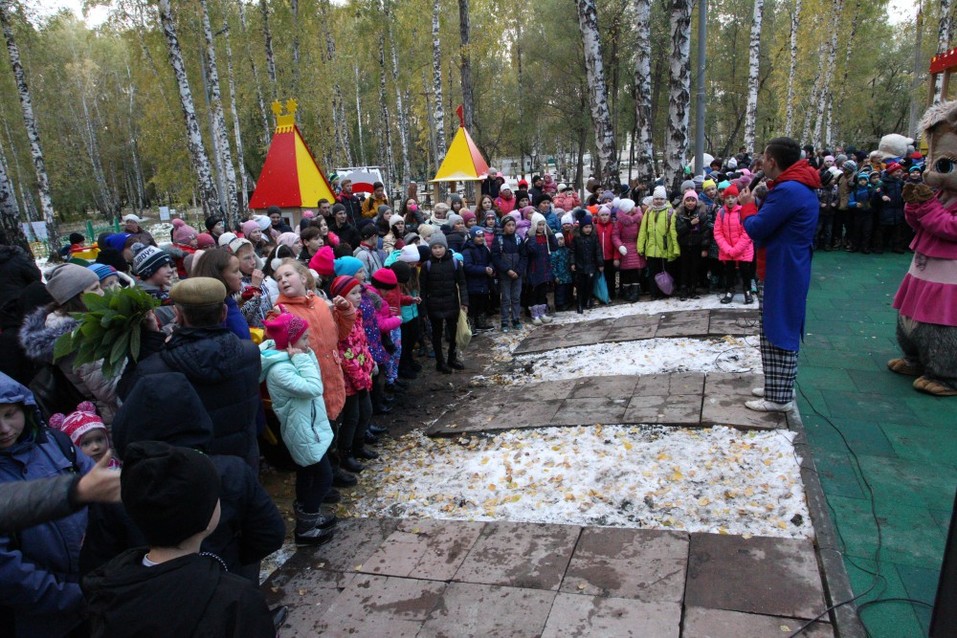 «Позорище за 20 млн руб.» Блогер Варламов вновь раскритиковал Челябинск 2 «Позорище за 20 млн руб.» Блогер Варламов вновь раскритиковал Челябинск 2