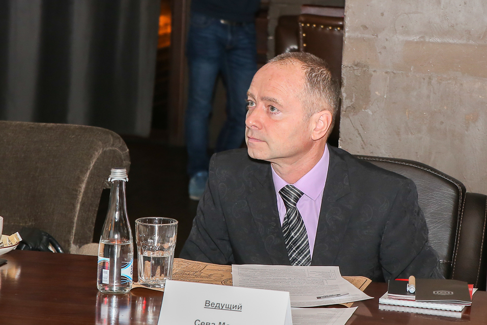 ДК провел итоговый экспертный совет по премии «Человек года» 10 ДК провел итоговый экспертный совет по премии «Человек года» 10