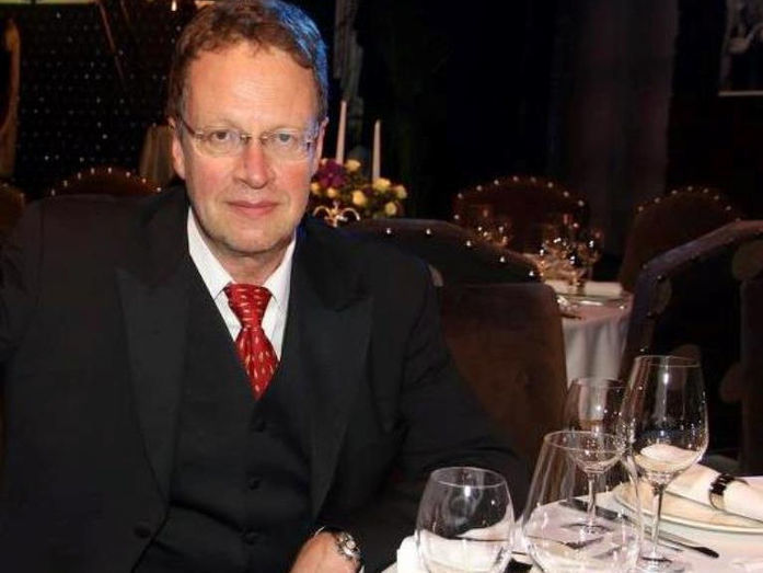 «Какая, ***, мягкая игрушка?». Рестораторы разоблачили кейс-хит про гардеробщицу ресторана 1 «Какая, ***, мягкая игрушка?». Рестораторы разоблачили кейс-хит про гардеробщицу ресторана 1