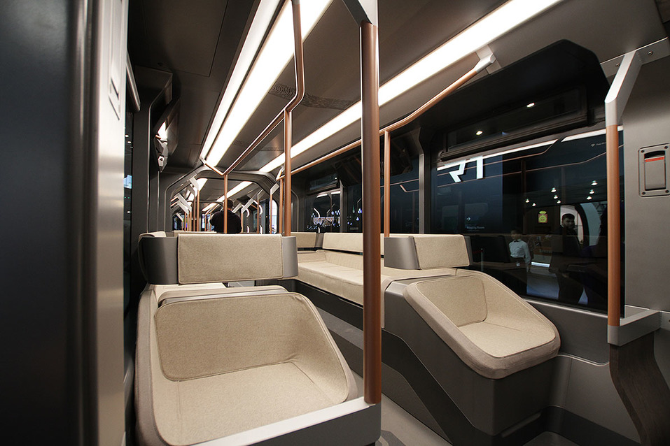 «Трамвай вызвал хайп, но не выйдет на рынок». Екатеринбург не дождется «IPhone на рельсах» 2 «Трамвай вызвал хайп, но не выйдет на рынок». Екатеринбург не дождется «IPhone на рельсах» 2