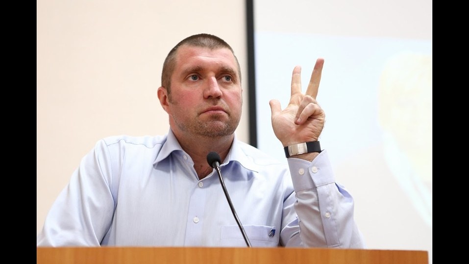 Дмитрий Потапенко*: «Предприниматели — клинически больные люди»
3 Дмитрий Потапенко*: «Предприниматели — клинически больные люди»
3