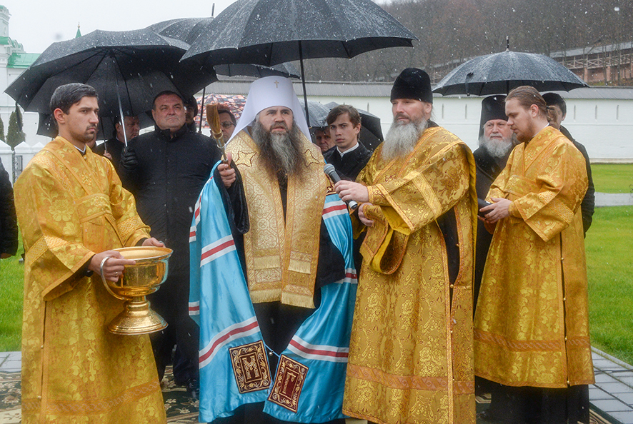 Олег Лавричев получил высокие награды 2 Олег Лавричев получил высокие награды 2