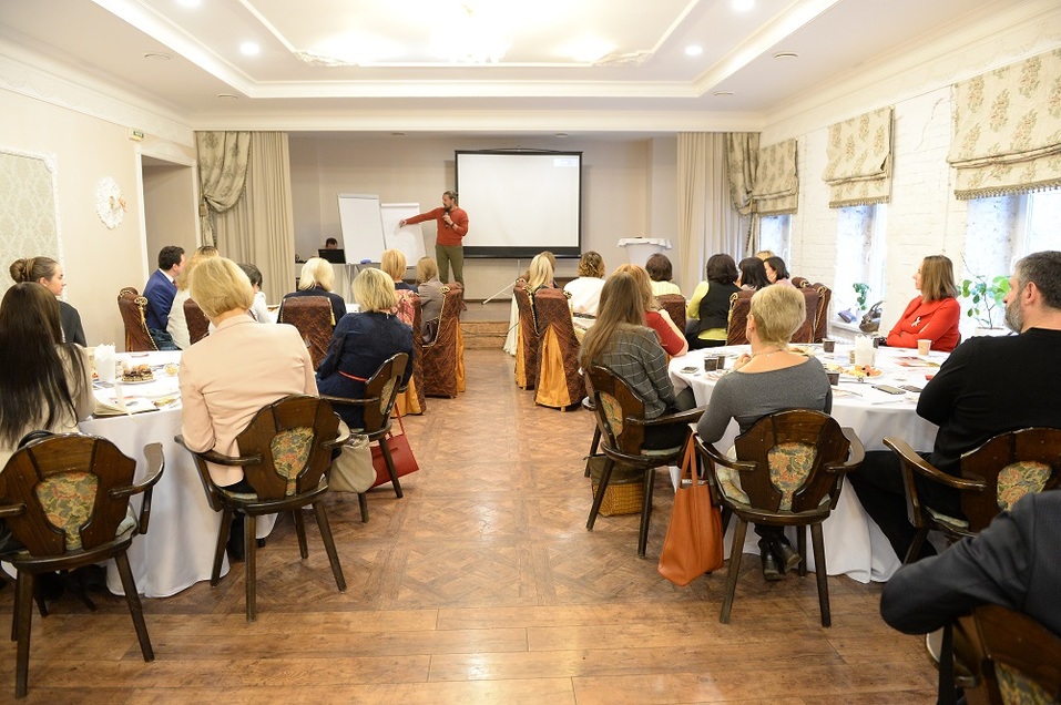 На бизнес-завтраке женского клуба «Шаг вперед» обсудили актуальные темы 1 На бизнес-завтраке женского клуба «Шаг вперед» обсудили актуальные темы 1