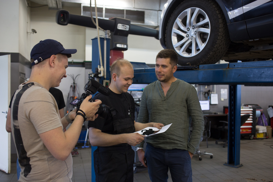 Предприниматель из Троицка заправился на любимой АЗС и выиграл Land Rover 3 Предприниматель из Троицка заправился на любимой АЗС и выиграл Land Rover 3