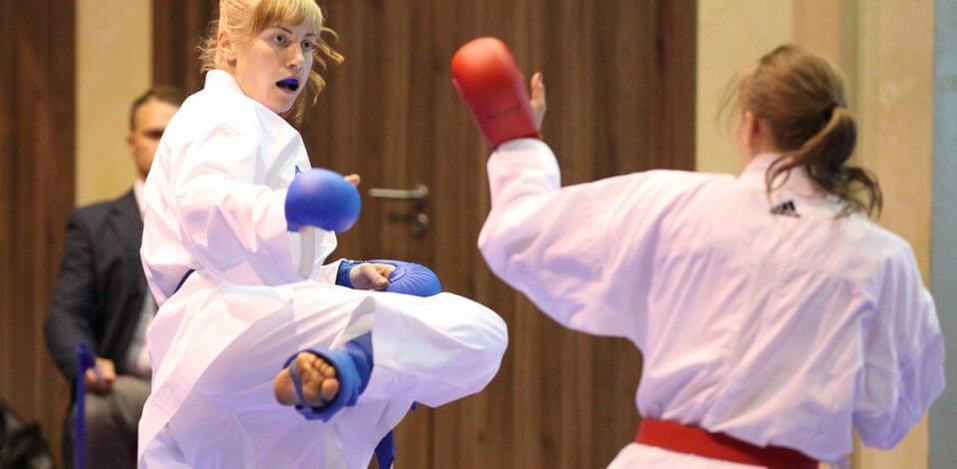 «Ни войны, ни мира, а кимоно – на гвоздь» 1 «Ни войны, ни мира, а кимоно – на гвоздь» 1