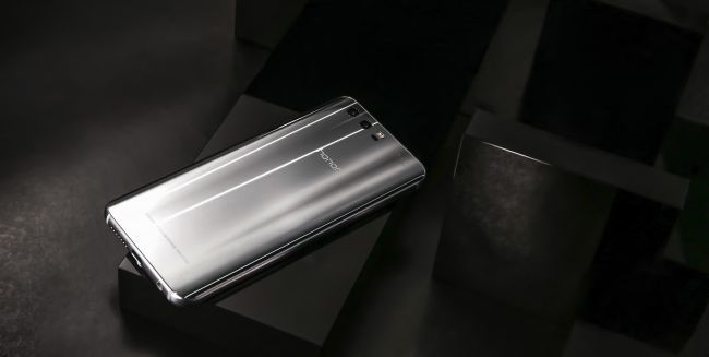 15 лучших смартфонов 2017 года. РЕЙТИНГ 1 15 лучших смартфонов 2017 года. РЕЙТИНГ 1