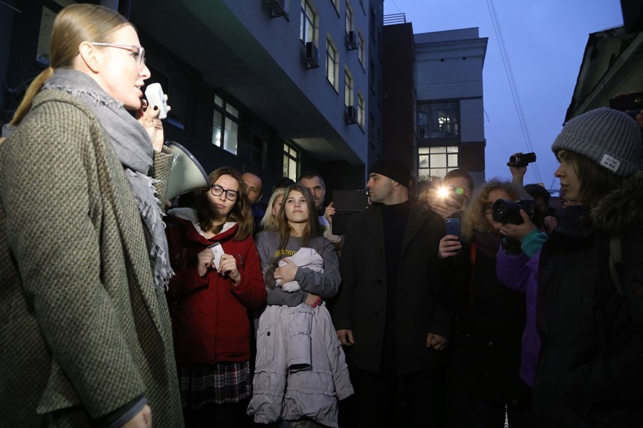 Ксения Собчак открыла штаб в Нижнем Новгороде и встретилась с жителями 8 Ксения Собчак открыла штаб в Нижнем Новгороде и встретилась с жителями 8