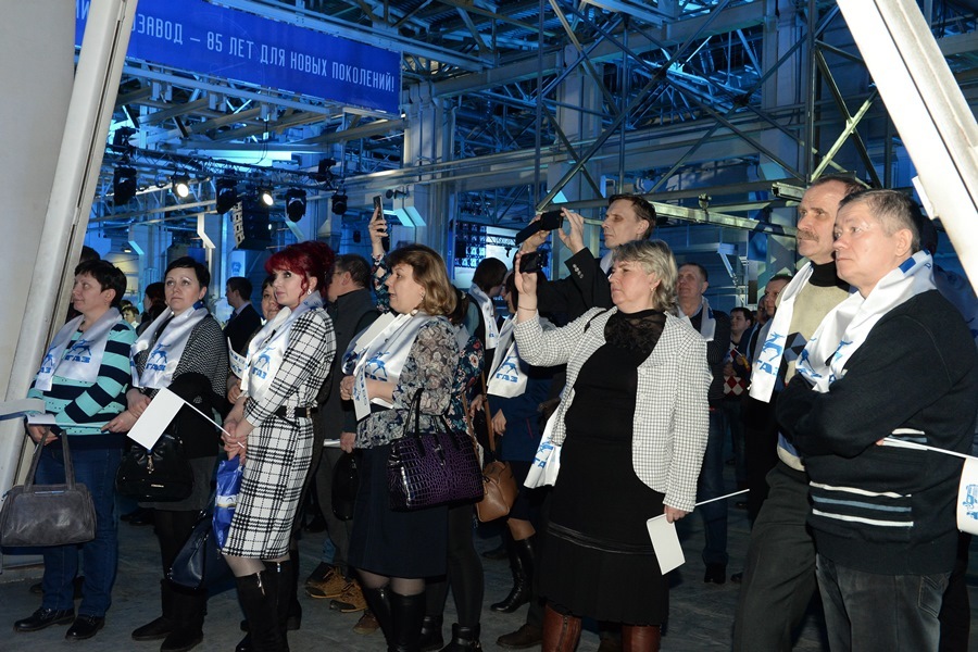 Как Владимира Путина на ГАЗе встречали. ФОТОФАКТ 4 Как Владимира Путина на ГАЗе встречали. ФОТОФАКТ 4