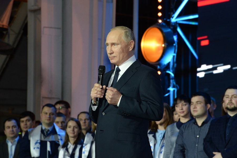 Как Владимира Путина на ГАЗе встречали. ФОТОФАКТ 12 Как Владимира Путина на ГАЗе встречали. ФОТОФАКТ 12