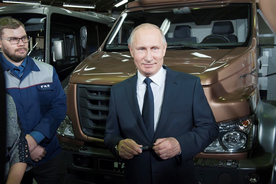 Как Владимира Путина на ГАЗе встречали. ФОТОФАКТ 16 Как Владимира Путина на ГАЗе встречали. ФОТОФАКТ 16