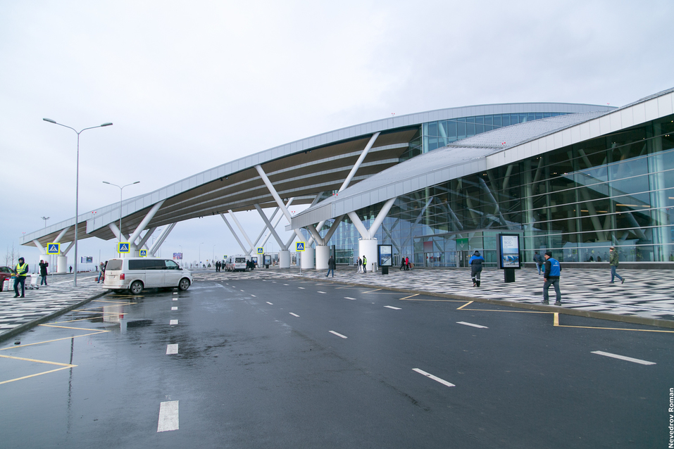 Аэропорт "Платов": Первый день работы ФОТОРЕПОРТАЖ 1 Аэропорт "Платов": Первый день работы ФОТОРЕПОРТАЖ 1