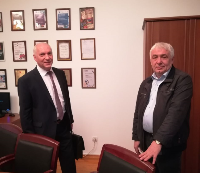 Выставки в Узбекистане прошли с участием новосибирских
экспортеров 6 Выставки в Узбекистане прошли с участием новосибирских
экспортеров 6