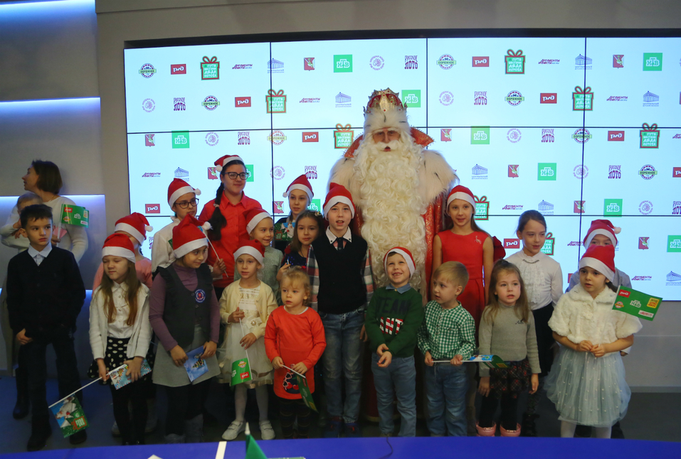 Свите Деда Мороза понравился новый ростовский аэропорт "Платов" 4 Свите Деда Мороза понравился новый ростовский аэропорт "Платов" 4