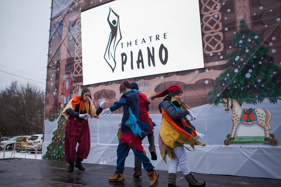 «Горьковская Ёлка» в Гранд Отеле «Ока» открыта 10 «Горьковская Ёлка» в Гранд Отеле «Ока» открыта 10